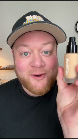 Det er vist god jeg ikke blev fashion-vlogger 🤪🤡💛 #AI #girafpingvin