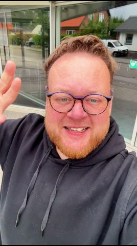 REKLAME for @familyevolutionuniverse Ses vi? 🥳🥳
Jeg har lavet en lille: FEU.DK hvor der er links t